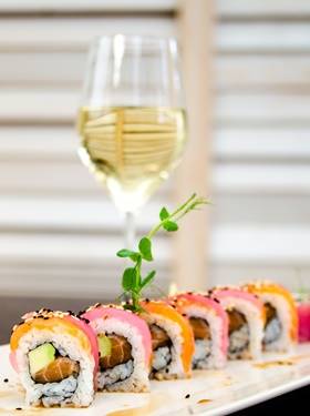 Wein trifft Sushi